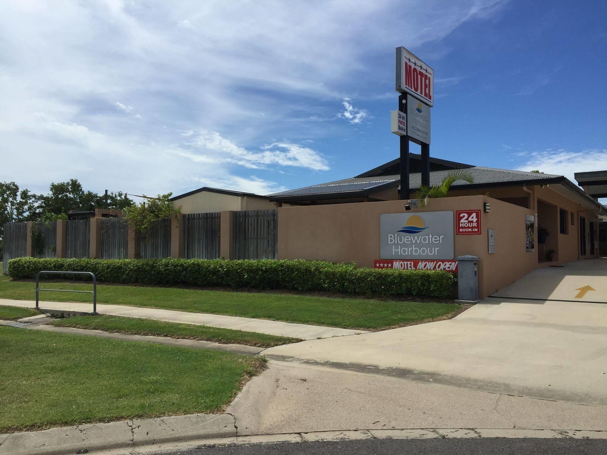 Bluewater Harbour Motel Bowen Exterior foto