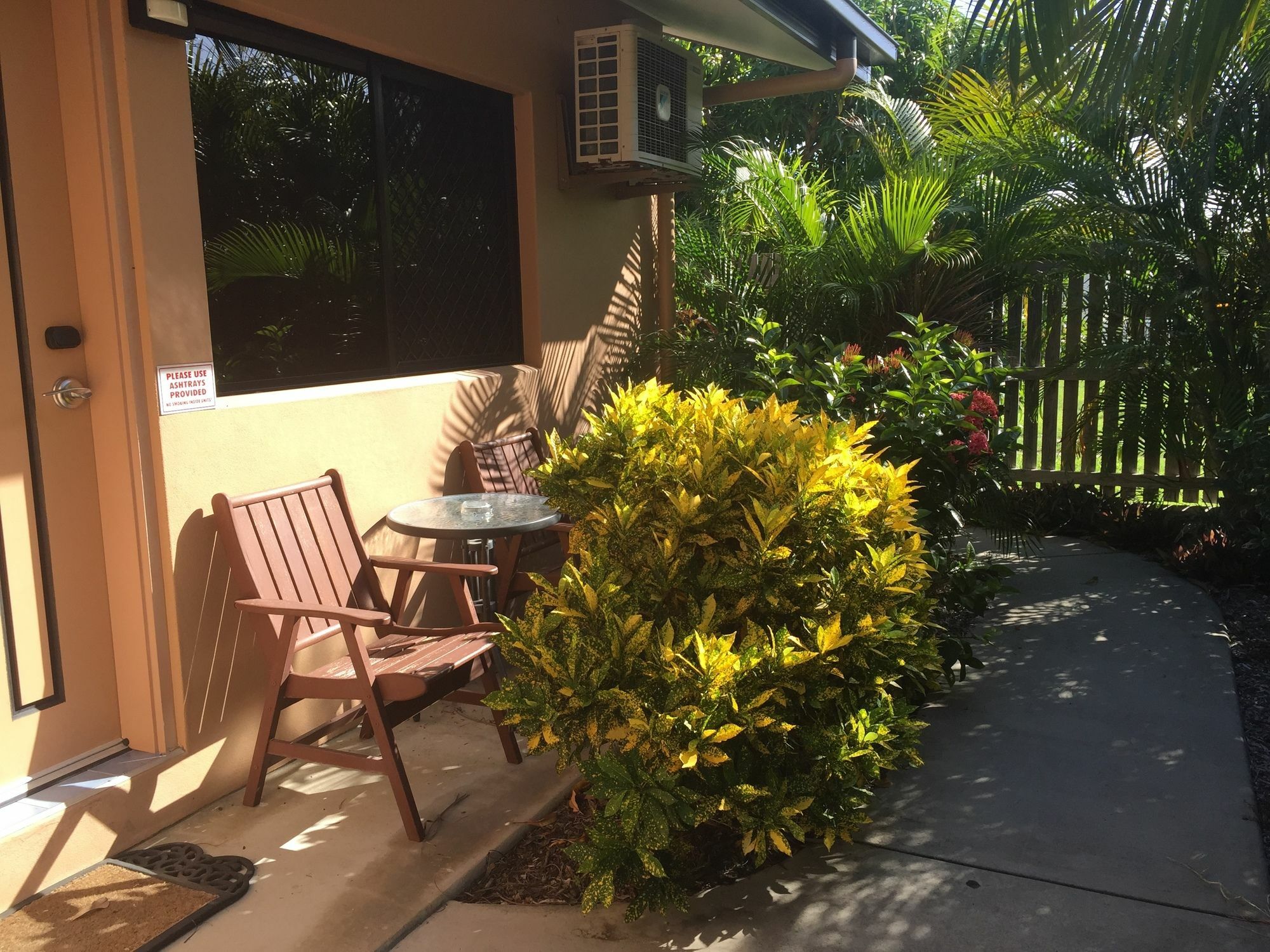 Bluewater Harbour Motel Bowen Exterior foto