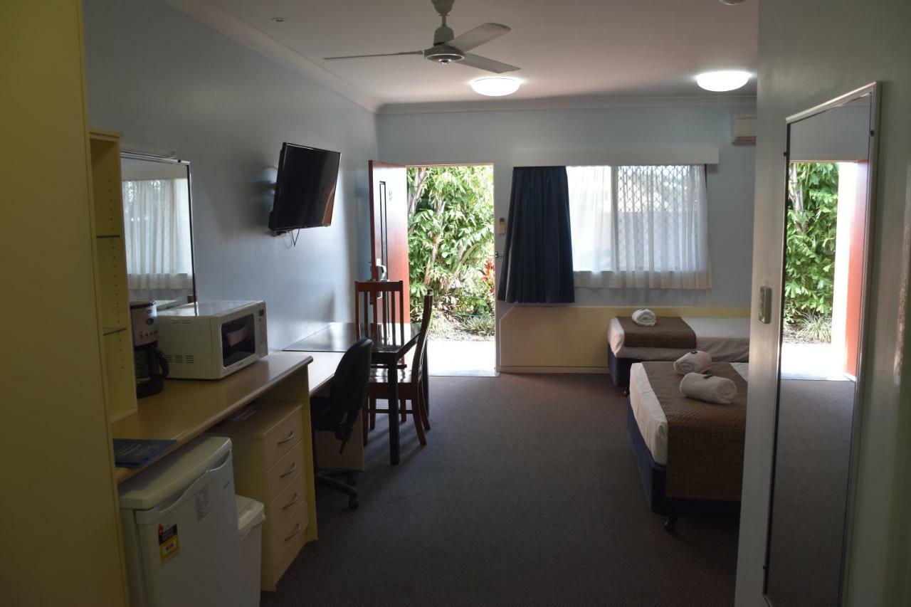 Bluewater Harbour Motel Bowen Exterior foto